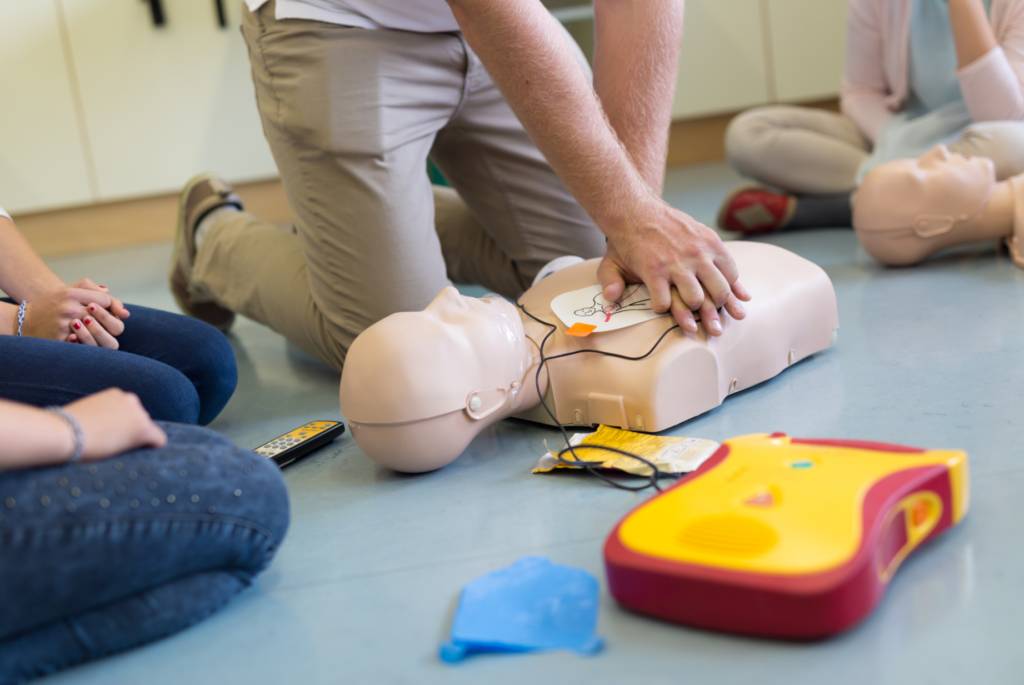 CPR-AED-Class-e1628060649415-1024x685