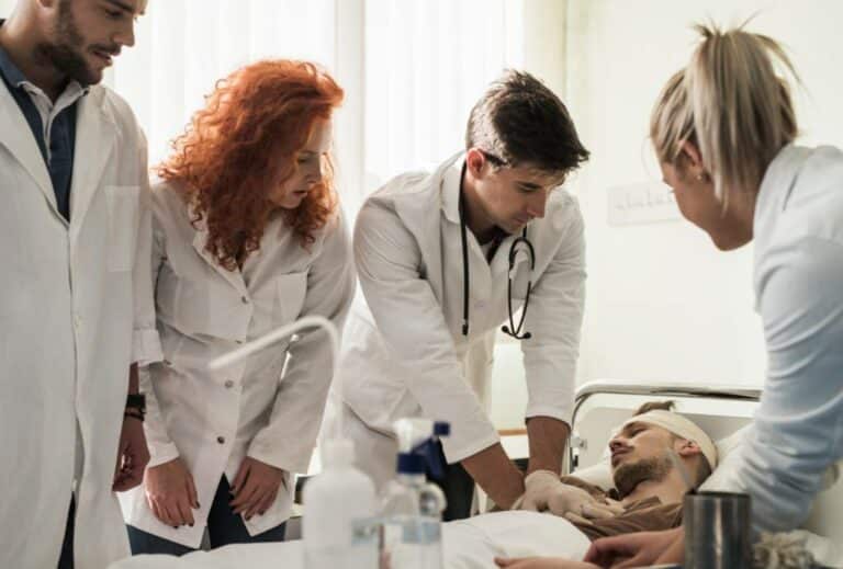 Medical-student-BLS-e1628059673149-1024x692